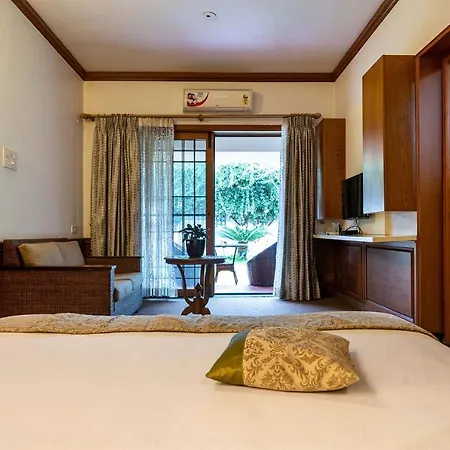Stayvista At Dwaraka Inn Pvt Pool, Gym & Pool Table-2